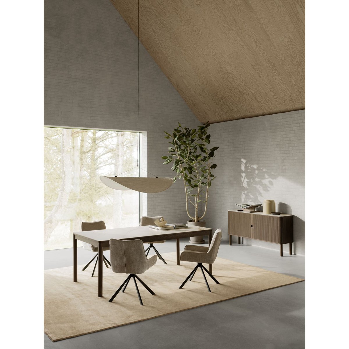 Lot de 2 chaises de salle à manger pivotantes en tissu et acier MEMPHIS beige, TOILINUX