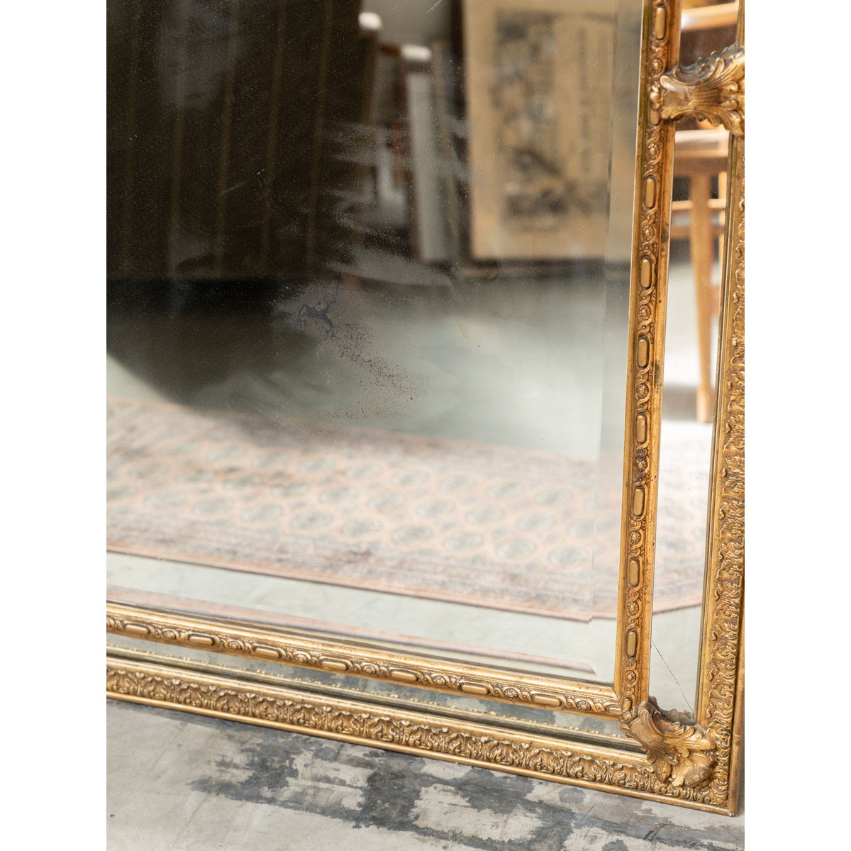 Grand miroir ancien style Louis XVI à parcloses et fronton sculpté Georges N°1384 - Bon état doré, DEBONGOUT