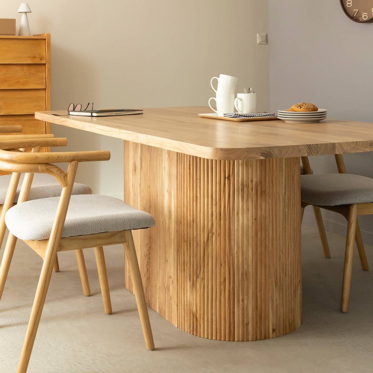 Table à manger en bois d'acacia VALI bois clair, MADE IN MEUBLES 