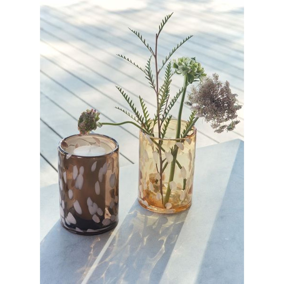 Vase en verre à pois LIVING brun, OYOY LIVING DESIGN