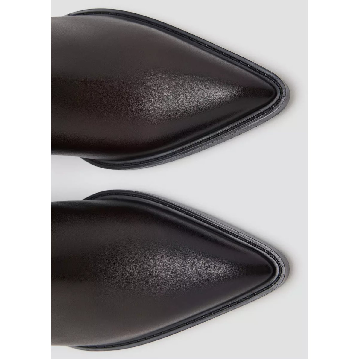 Bottine bout en cuir chocolat, MANGO