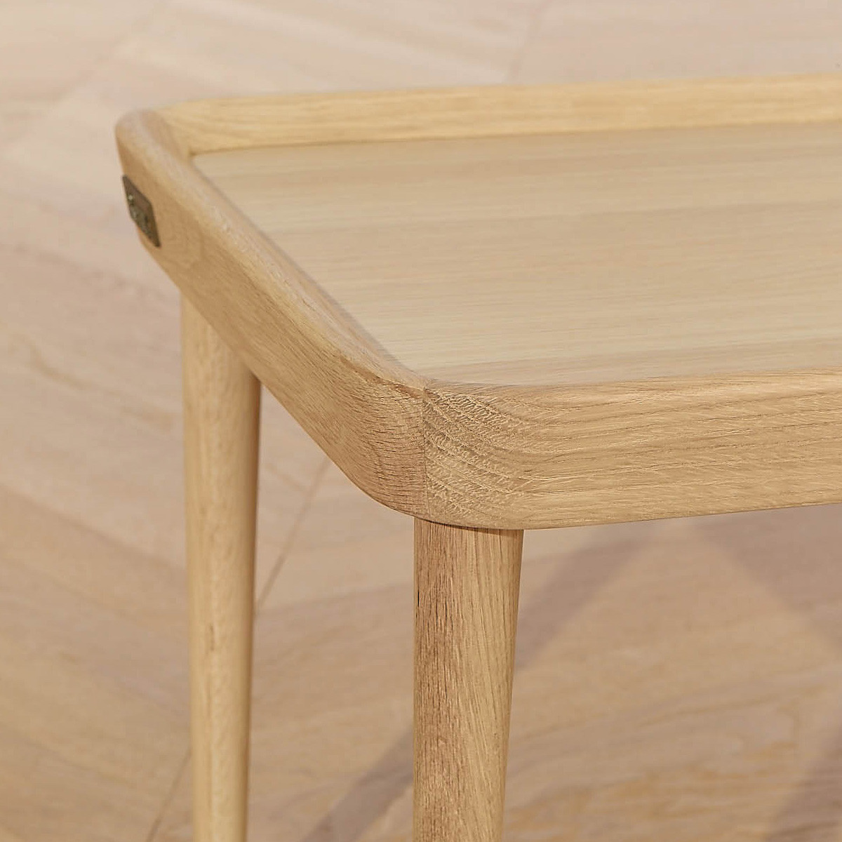Table d'appoint carrée style contemporain, pieds en chêne massif MALIBU beige, ROBIN DES BOIS
