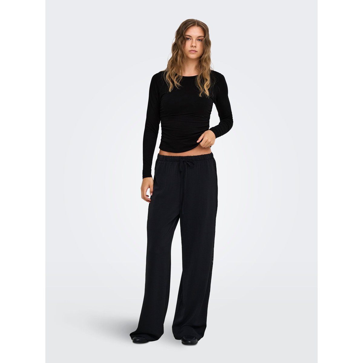 Top black 1, ONLY