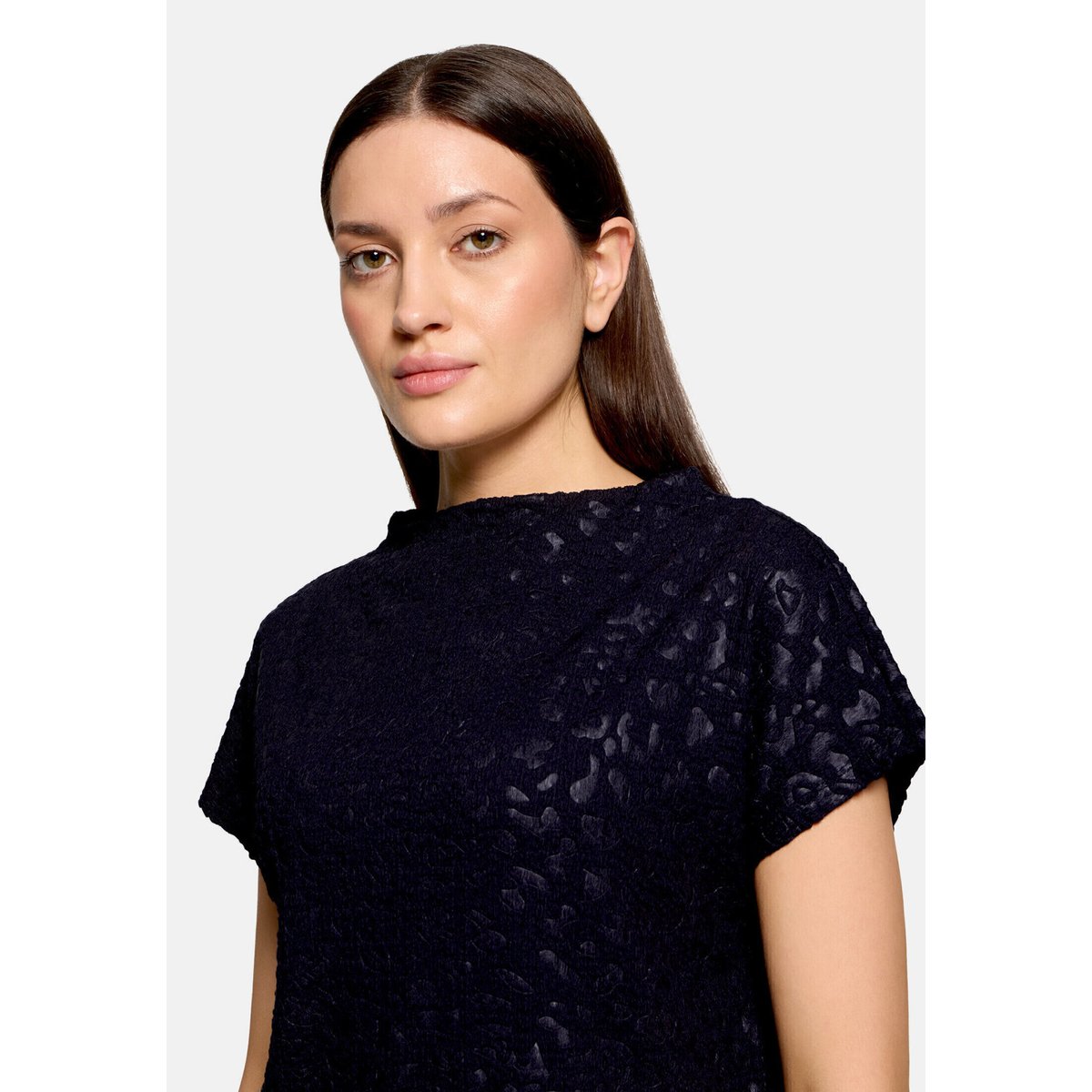 T-Shirt avec structure à col montant dark sky, BETTY BARCLAY