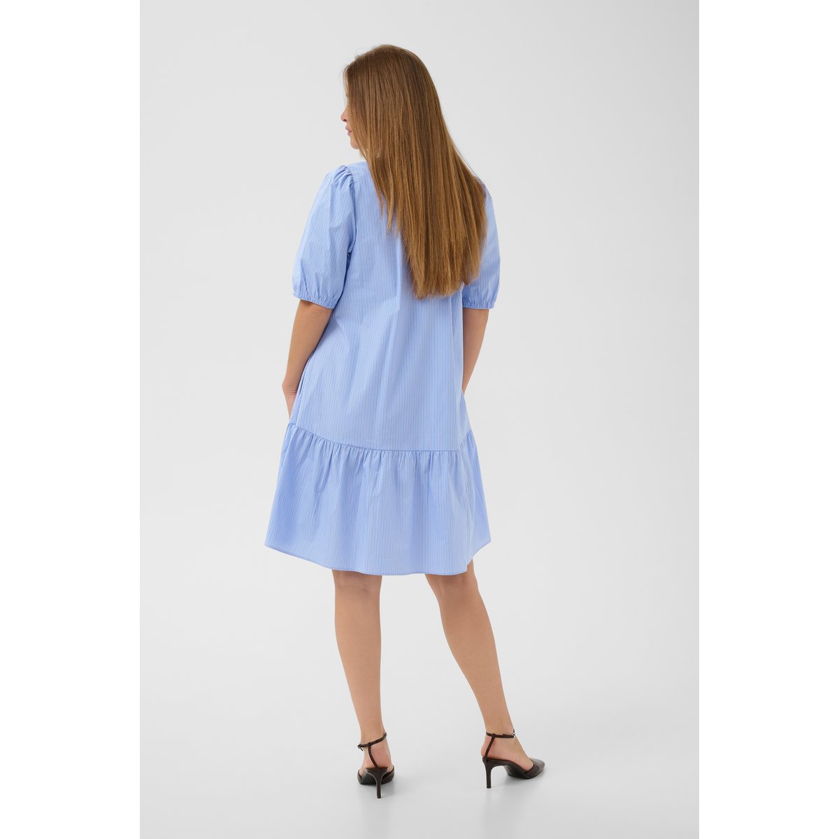 Robe bleu rayé, CULTURE