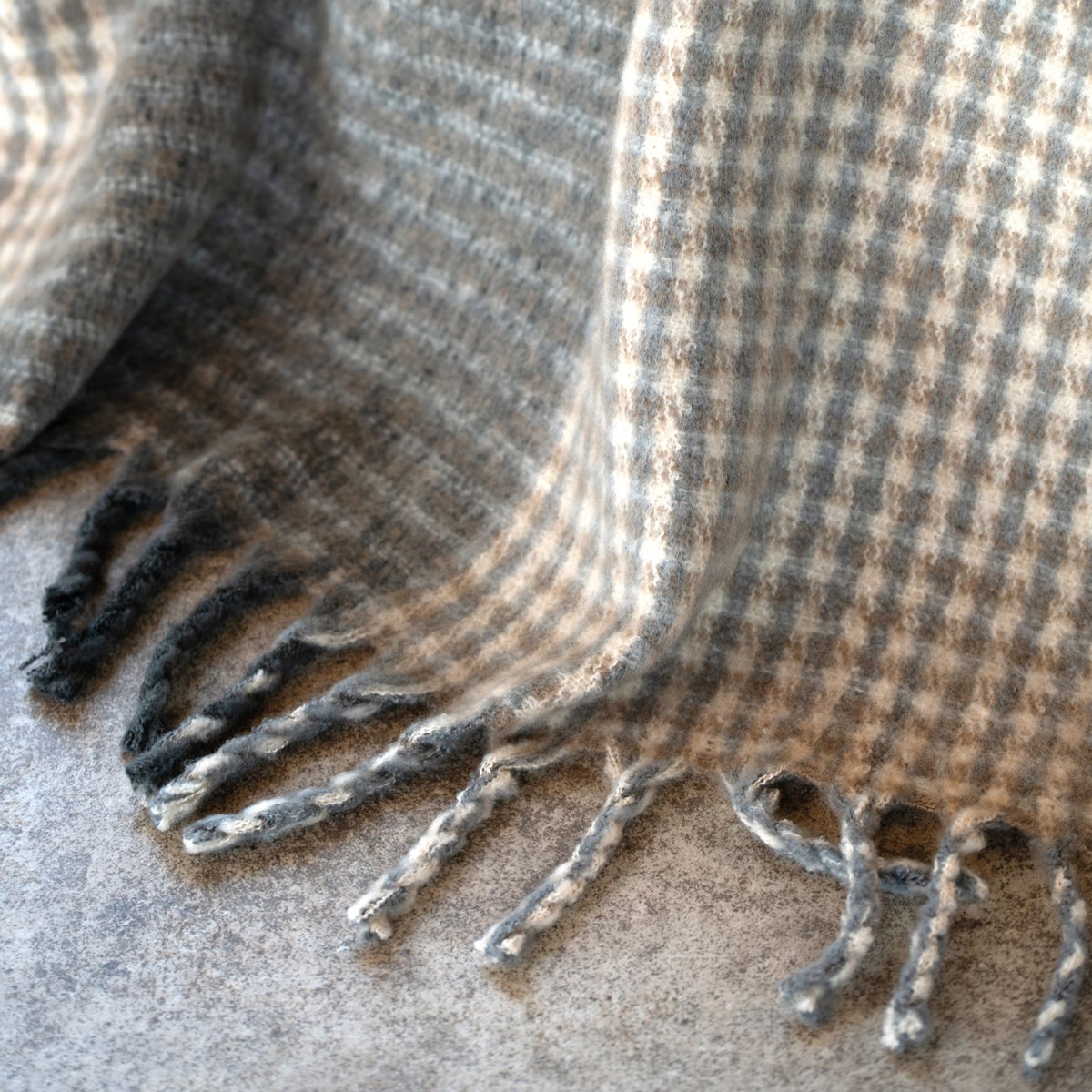 Plaid à carreaux aspect mohair doux - QABANE gris, HOME MAISON