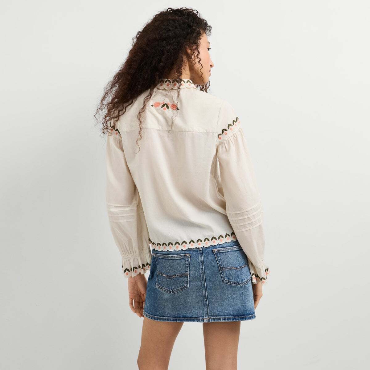 Blouse Plissée Avec Détails Brodés blanche mousse, PEPE JEANS