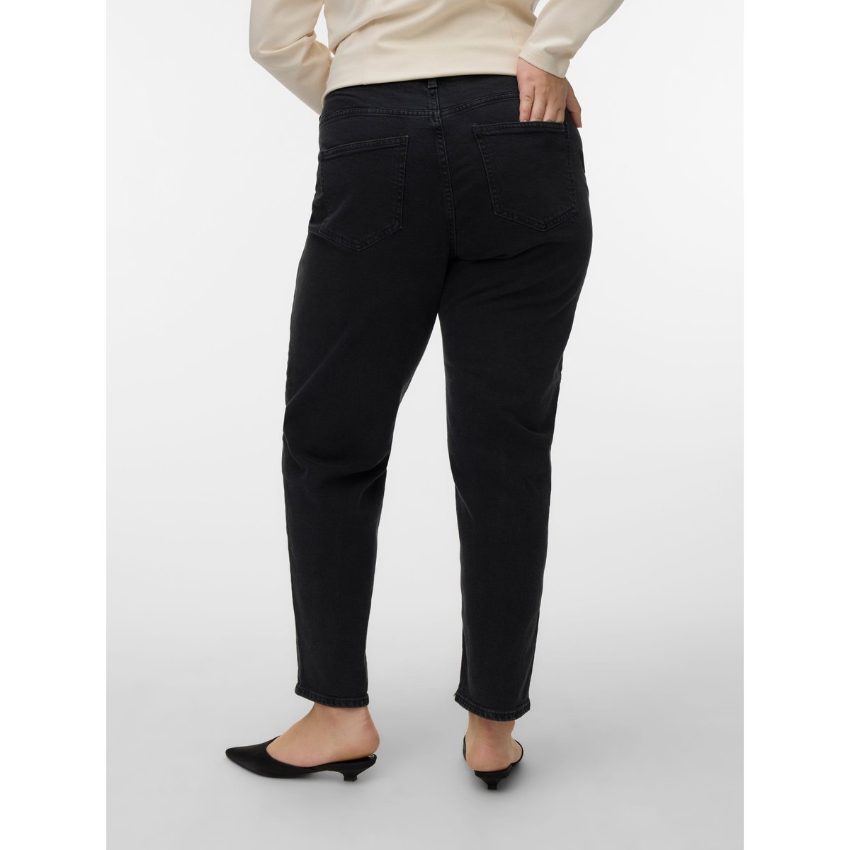 Jean Mom black denim, VERO MODA