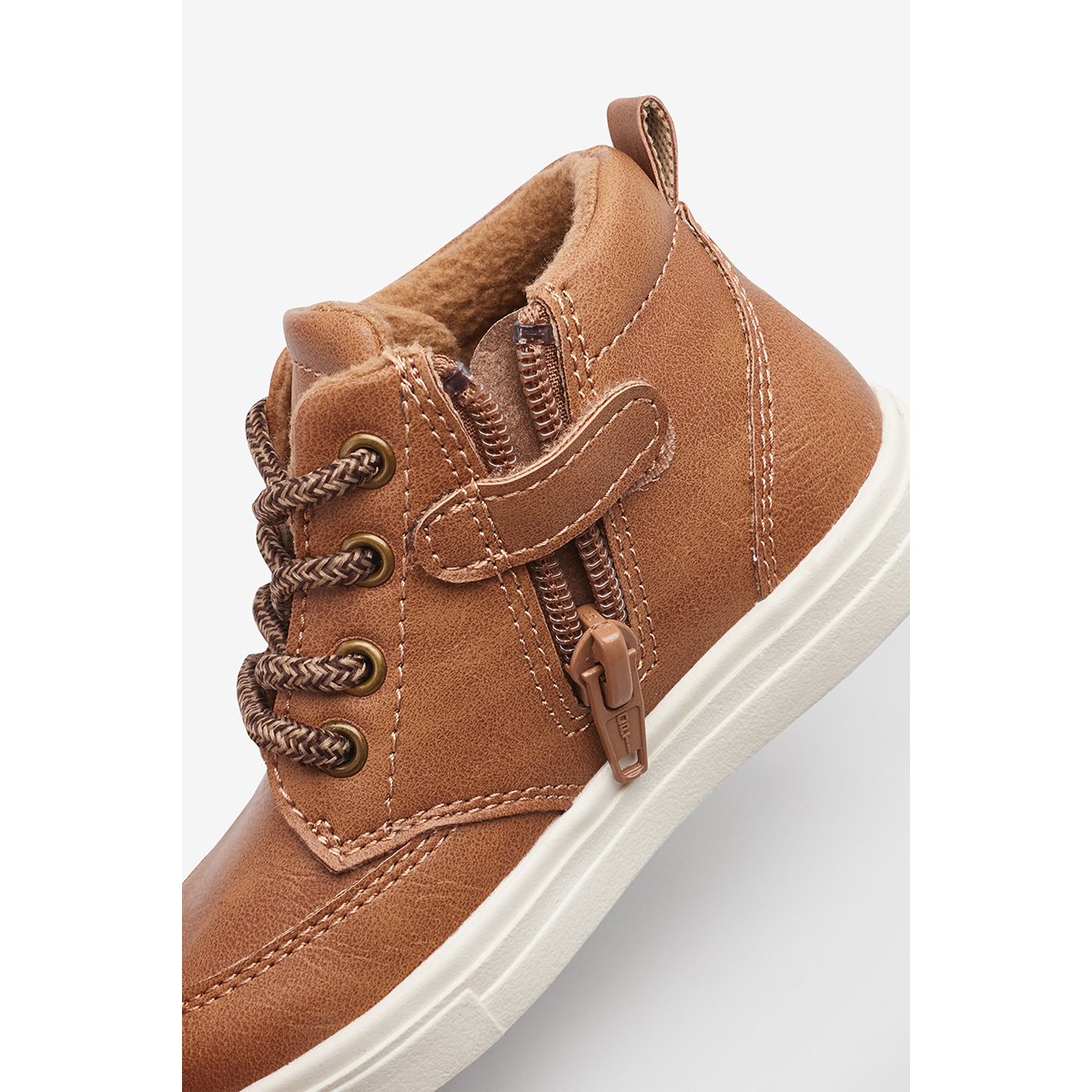 Bottines chukka avec doublure chaude fauve, NEXT