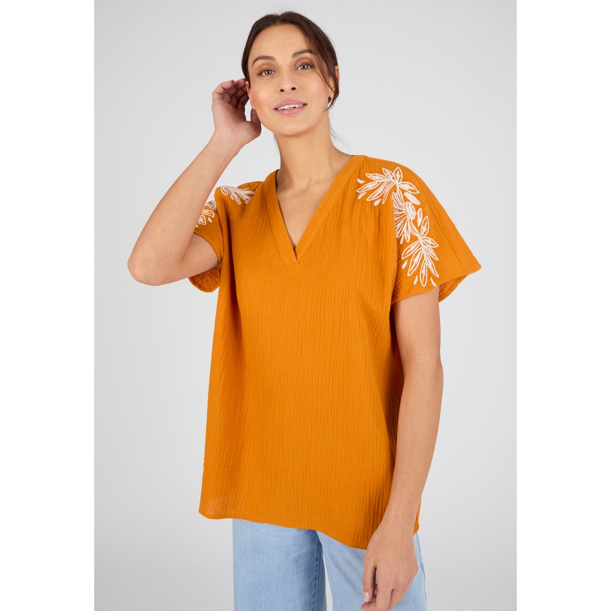 Blouse brodée en double gaze effet crêpé orange ocre, DAMART