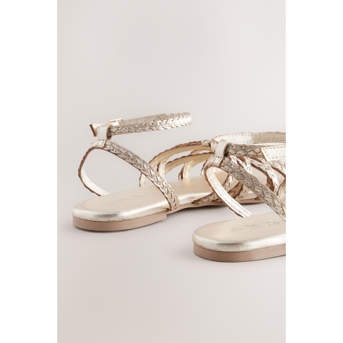 Sandales souples à brides cuir doré, NEXT
