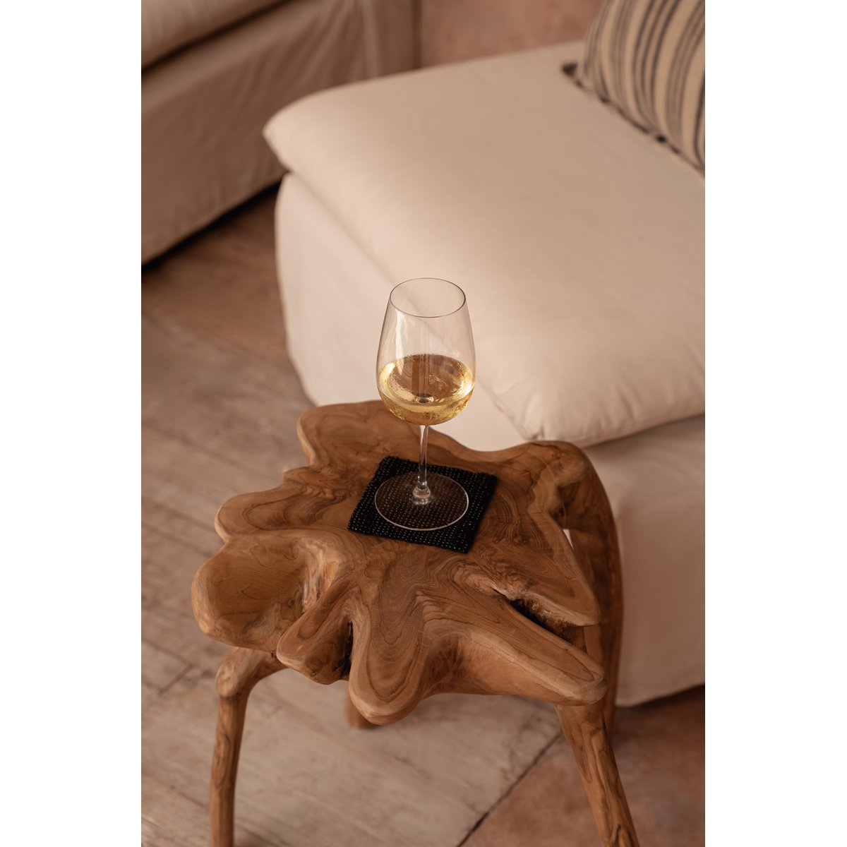 Table d’appoint en bois de teck ROOTY beige, BAZAR BIZAR