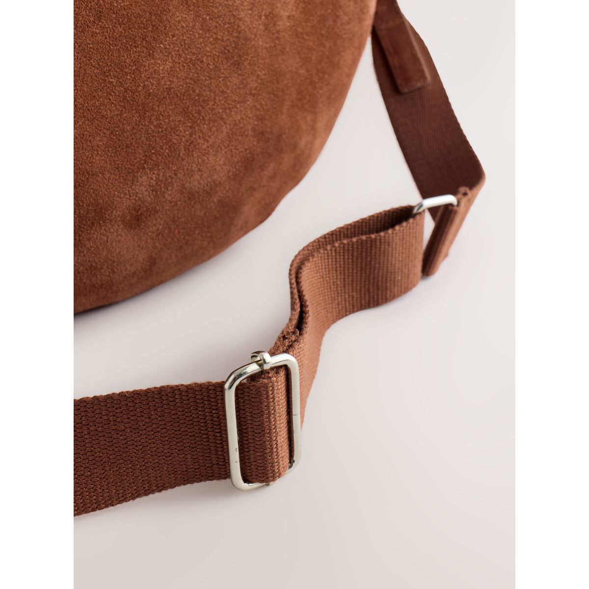 Sac banane à bandoulière en cuir marron fauve, NEXT