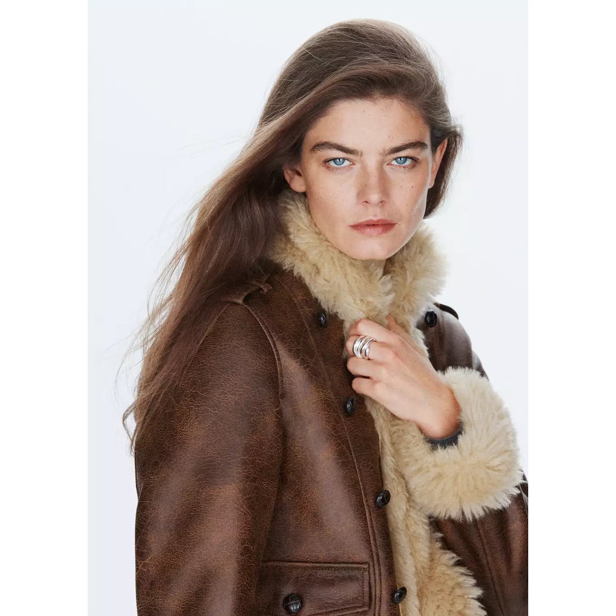 Veste en cuir synthétique avec finitions effet mouton marron, MANGO