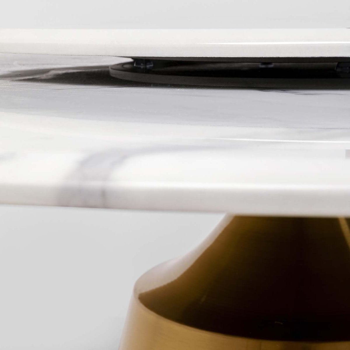 Table en marbre et acier, LUCIA blanc, KARE DESIGN
