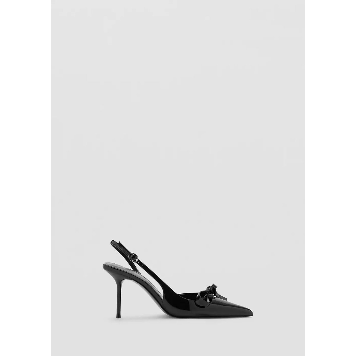 Chaussures à talons en cuir verni à nœud noir, MANGO