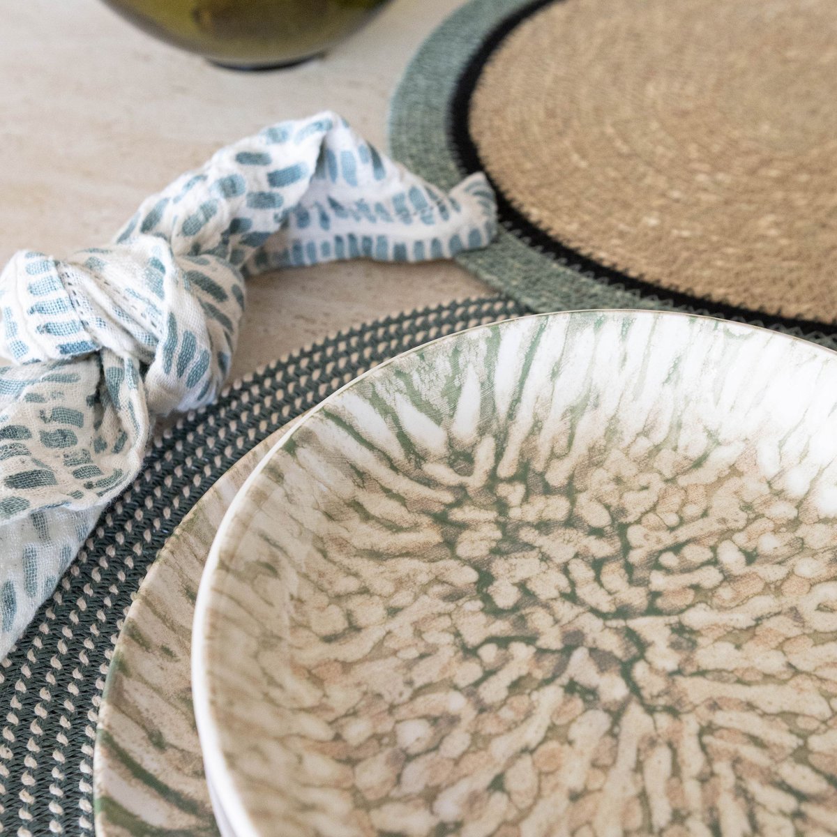 Lot de 6 assiettes à dessert en grès 20cm, JADE beige-vert, NOVASTYL