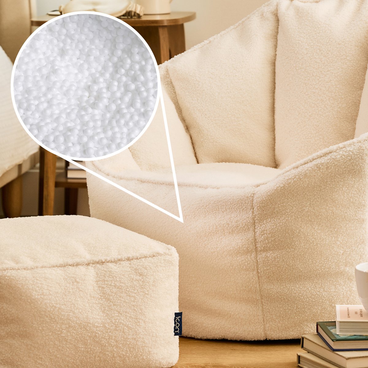 Pouf fauteuil coquillage et son repose-pied carré en bouclette Oeko-Tex® - SIRENA ivoire, ICON