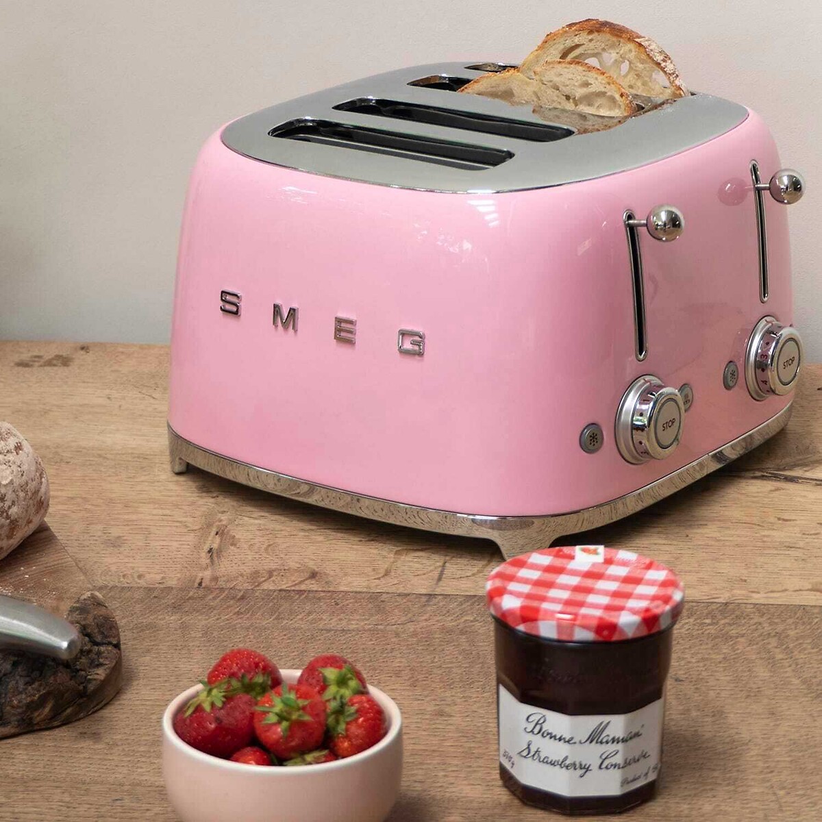 Retro Style 0.8L Mini Kettle & 4-Slice Toaster Set pink, SMEG
