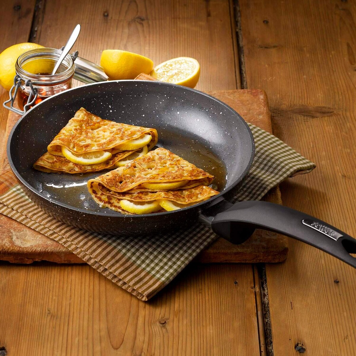 32cm Cerastone Forged Fry Pan with grey, TOWER
