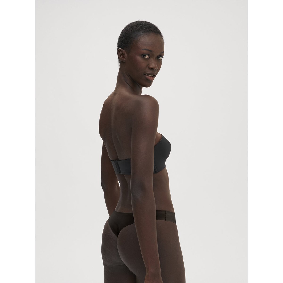 Tanga, ESSENTIEL noir, SIMONE PERELE