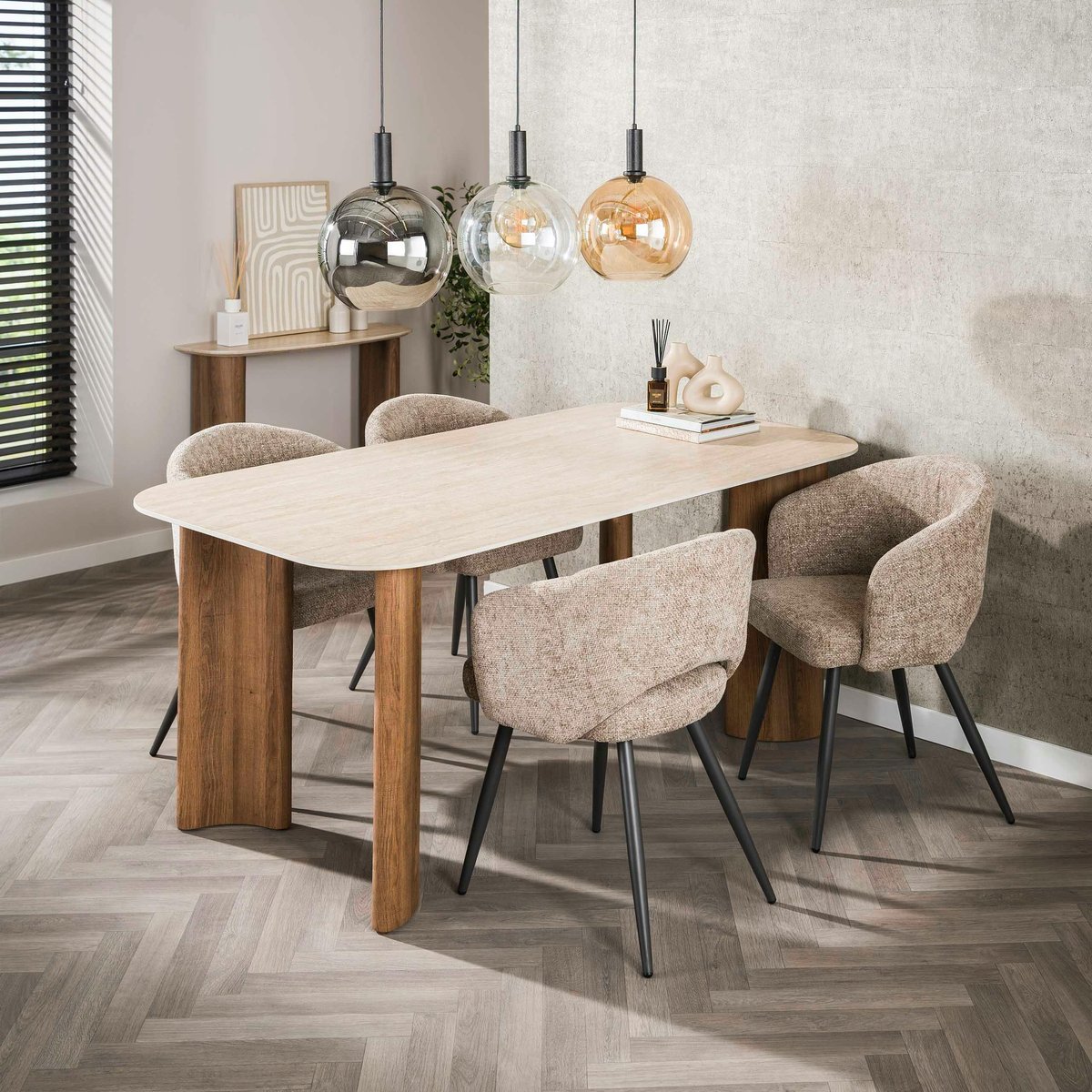 Table à manger céramique 3D à bords arrondis 180 cm COLISEE beige, PIER IMPORT