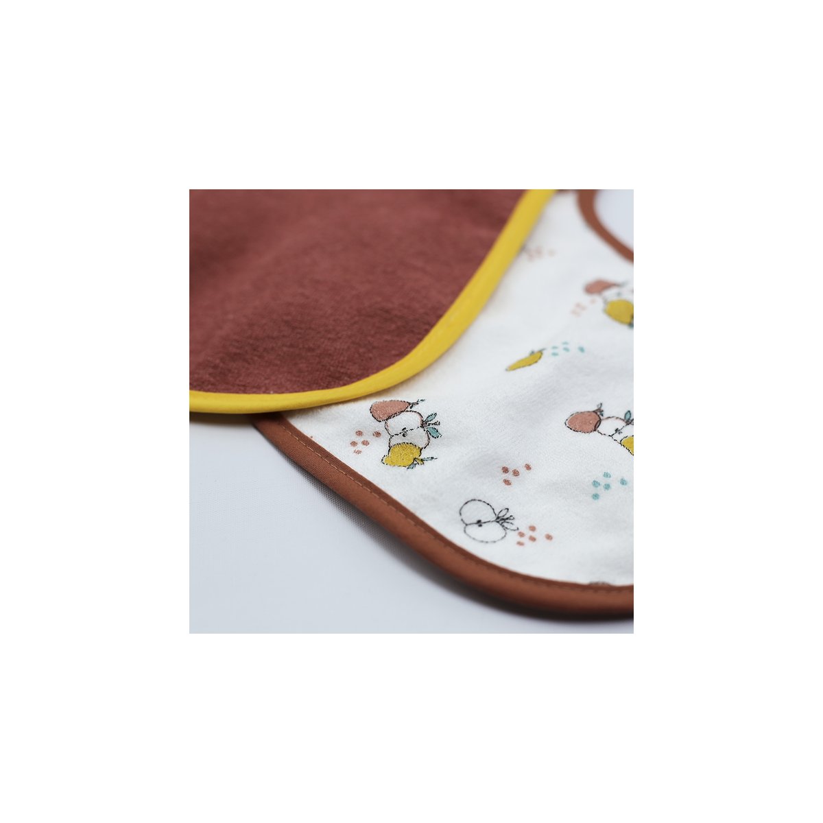 lot 5 bavoirs naissance rojo, TROIS KILOS SEPT