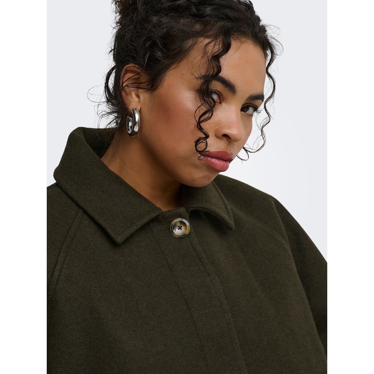 Veste dark olive, ONLY CARMAKOMA