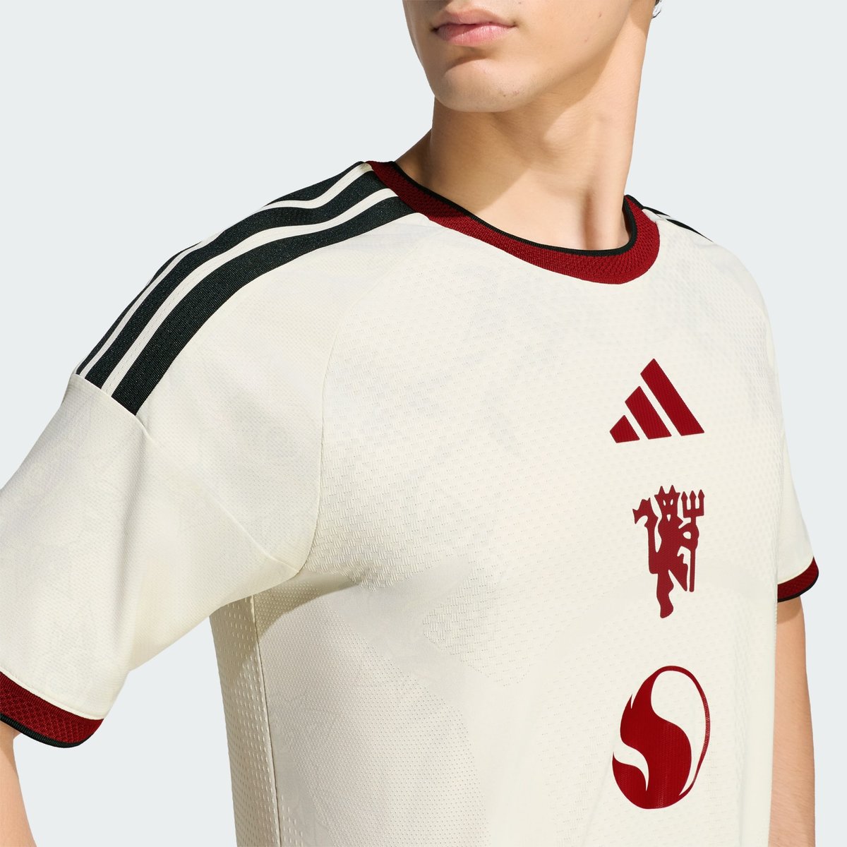 Maillot Third Manchester United 26/27 Authentique Maillot Third Manchester United 26/27 Authentique ivory, adidas Performance