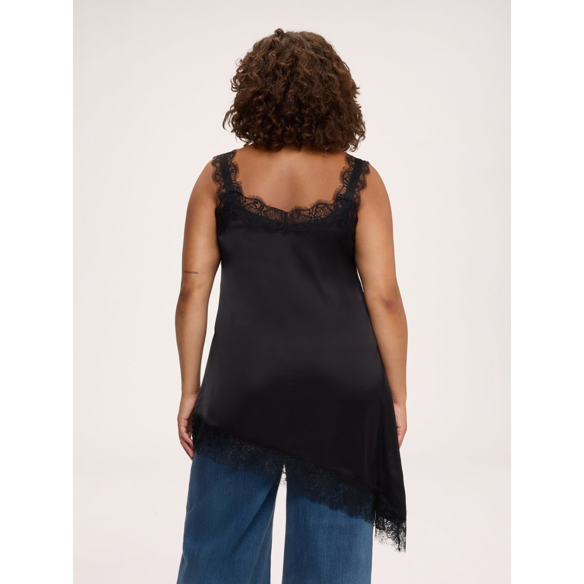 Top avec détails en dentelle noir, FIORELLA RUBINO