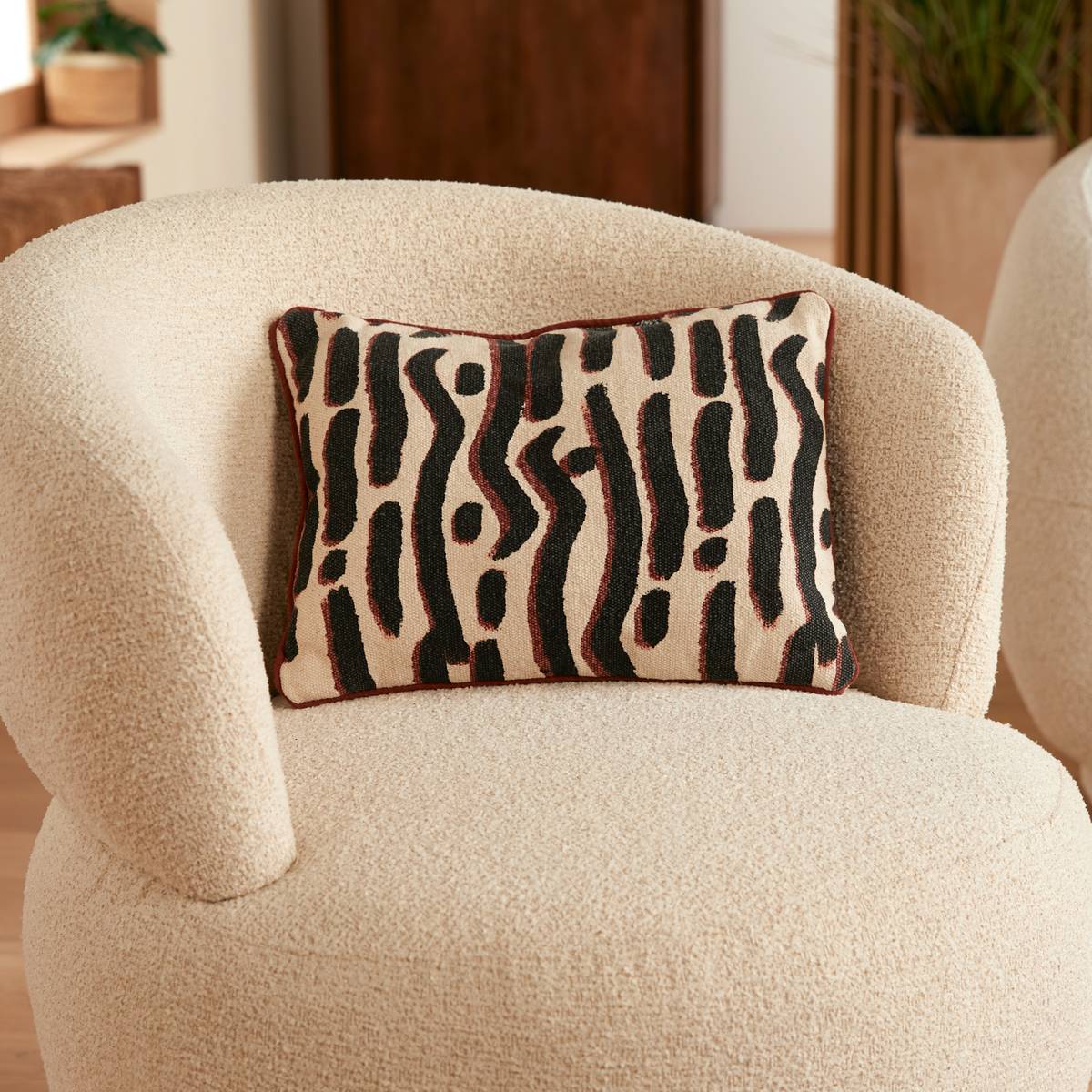 Coussin WONJA noir, ATMOSPHERA