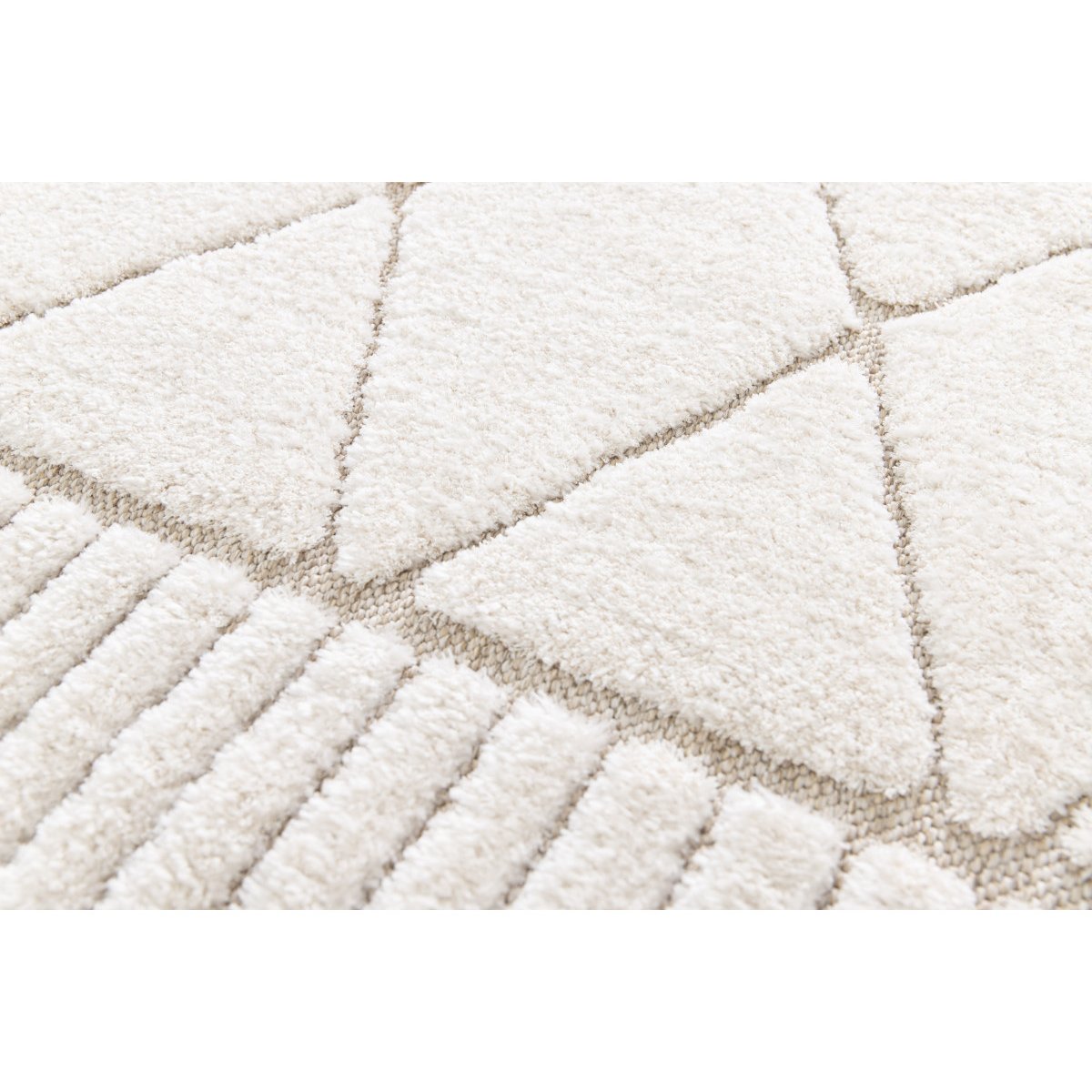 Tapis poils ras style ethnique, AGOSTO beige, BOBOCHIC