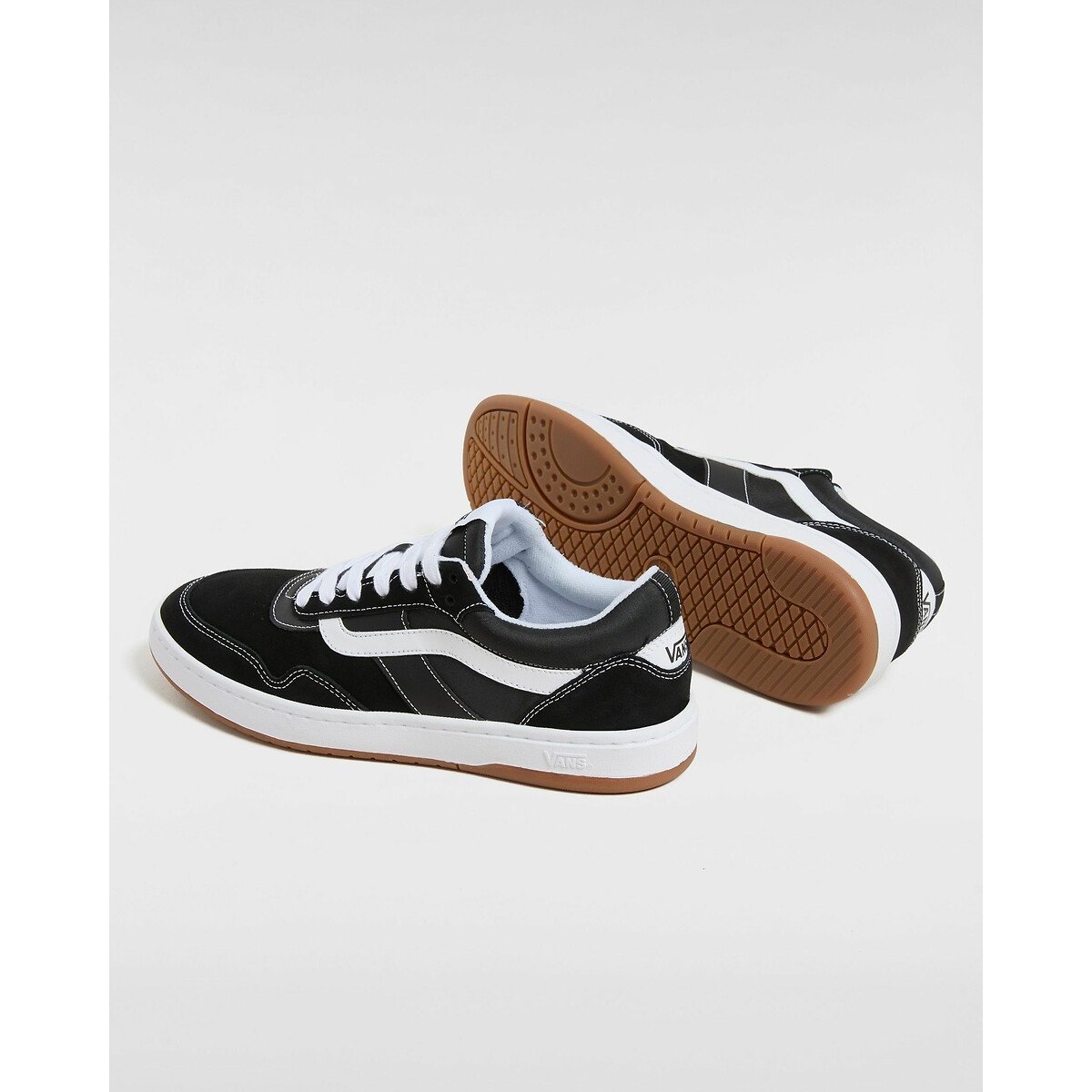 Cruze 3.0 Leather Trainers black, VANS