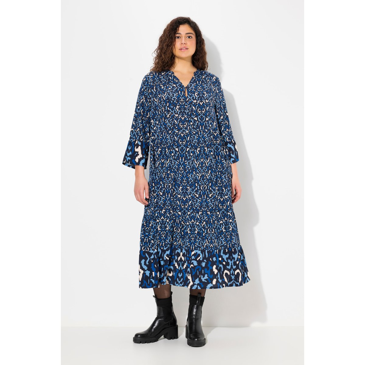 Robe avec col tunisien marine, ULLA POPKEN