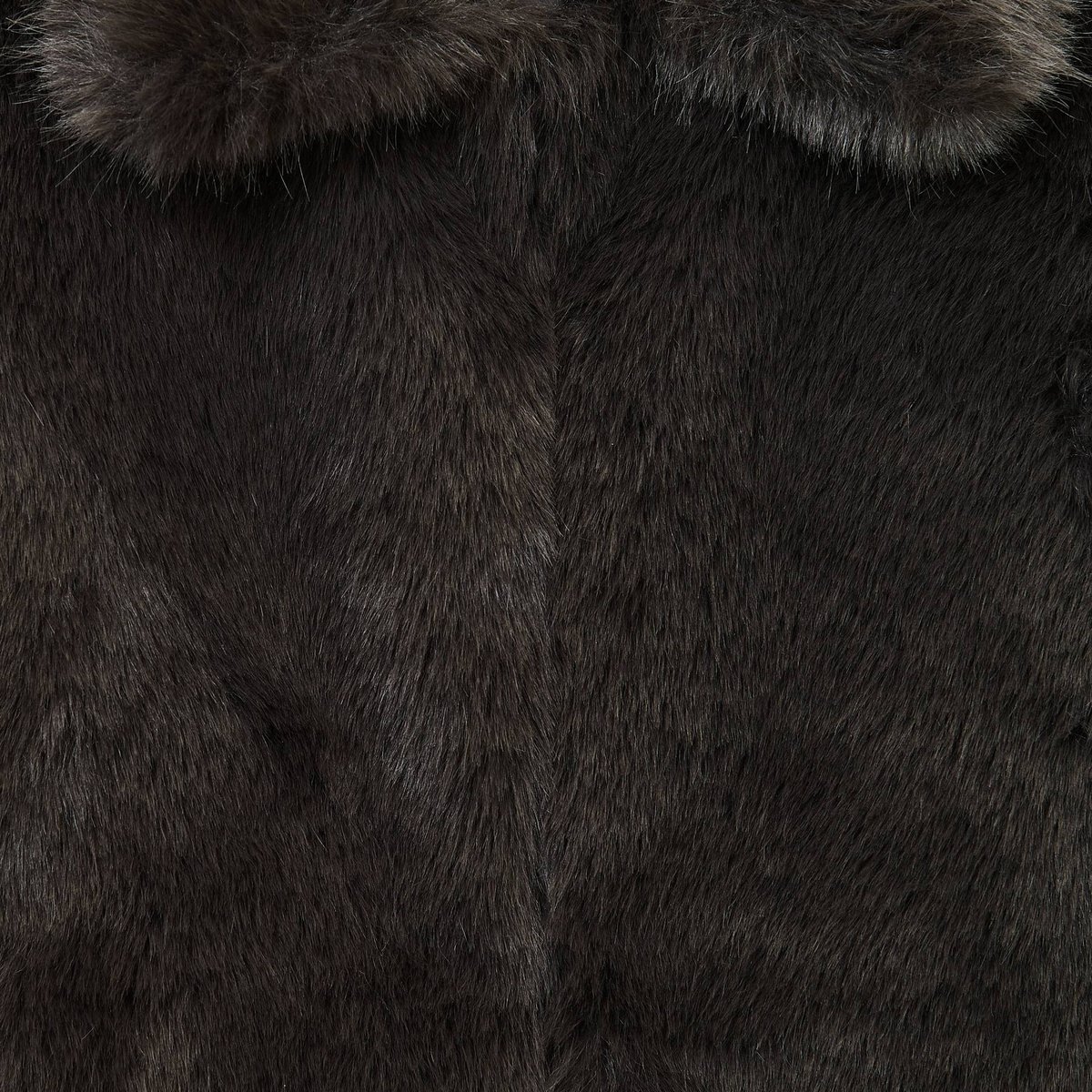 Manteau court en imitation fourrure requin, MONOPRIX