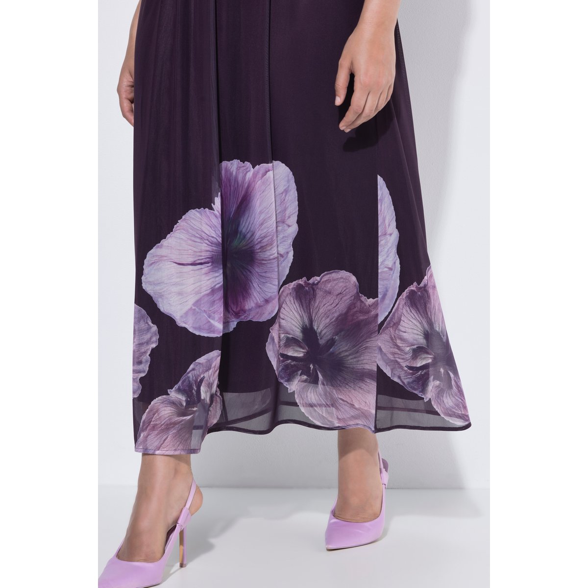 Robe maxi motif floral, décolleté rond raisin foncé, ULLA POPKEN