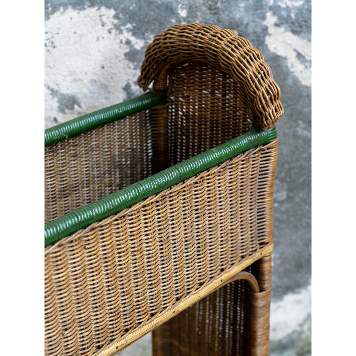 Étagère haute en rotin Gaëlle N°1590 - Bon état bois foncé, DEBONGOUT