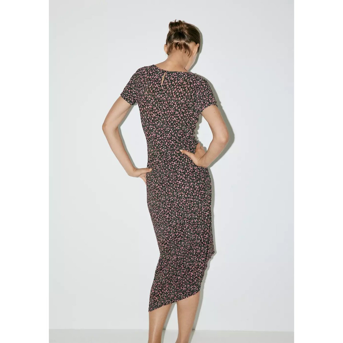 Robe imprimée détail drapé noir, MANGO