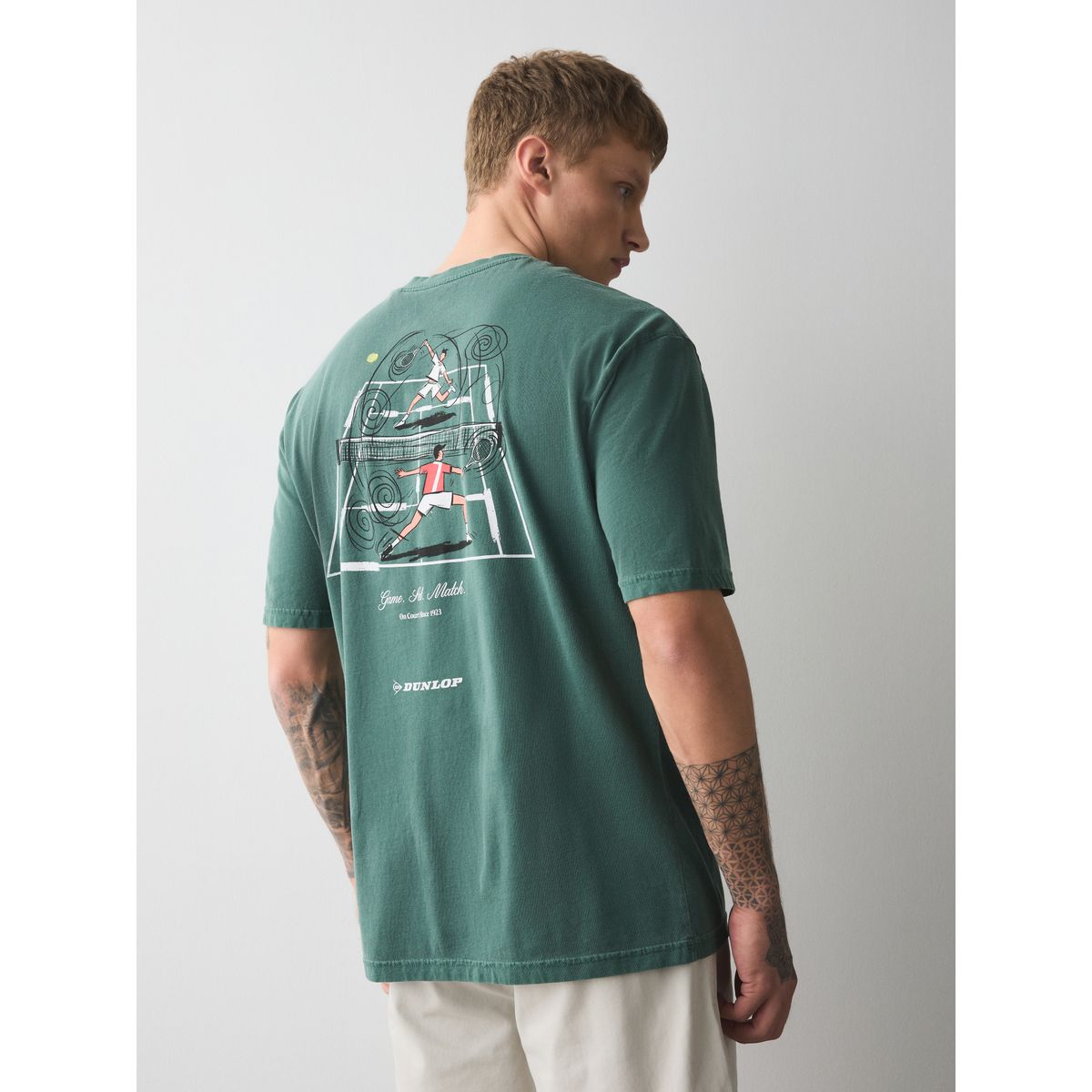 T-shirt sport à imprimé sous licence tennis green dunlop, NEXT