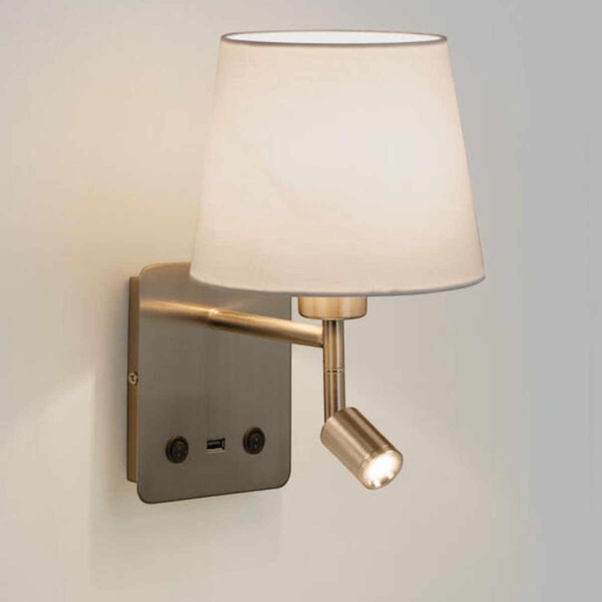 Applique Tête De Lit Laiton patiné Lampe Et Liseuse Room2 Usb-C laiton, MILLUMINE
