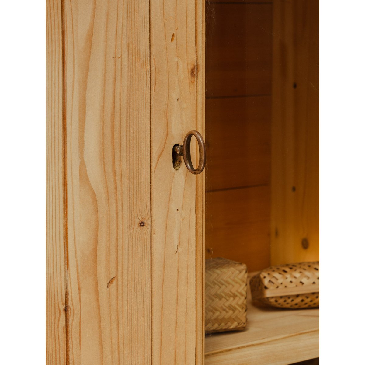 Vitrine en bois Victoria N°1289 - Bon état bois clair, DEBONGOUT
