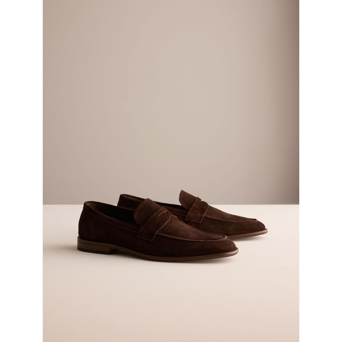 Mocassins flexibles en daim signature marron, NEXT