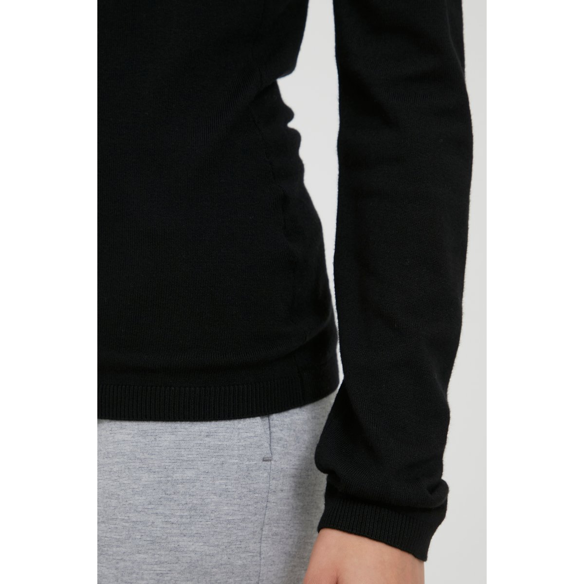 Long sleeve noir, ICHI