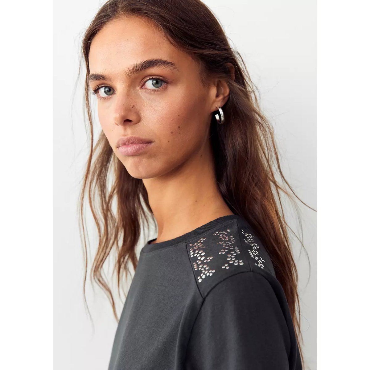 T-shirt coton à clous gris anthracite, MANGO TEEN