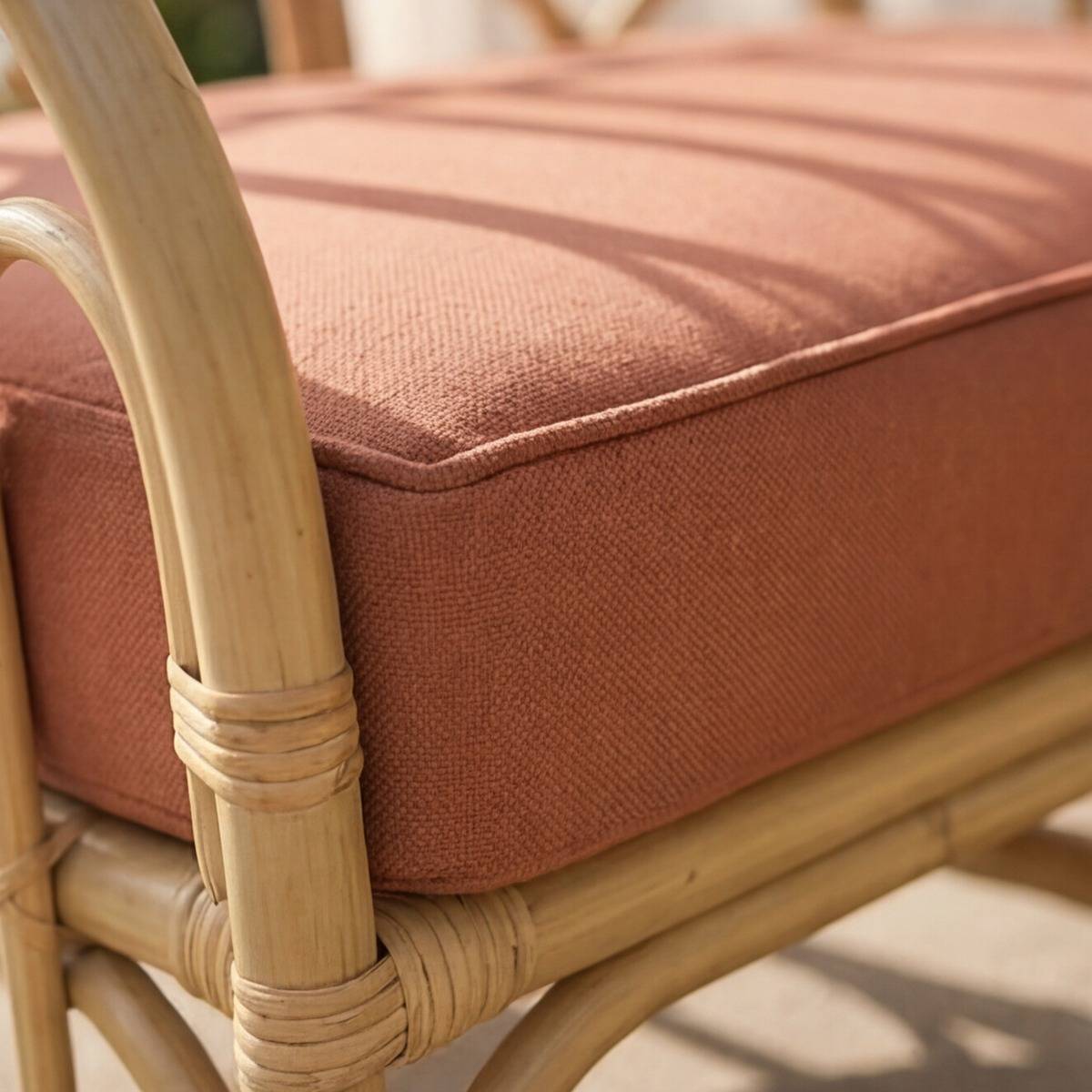 Salon de jardin en rotin et tissu RATTAN bois foncé, MADE IN MEUBLES
