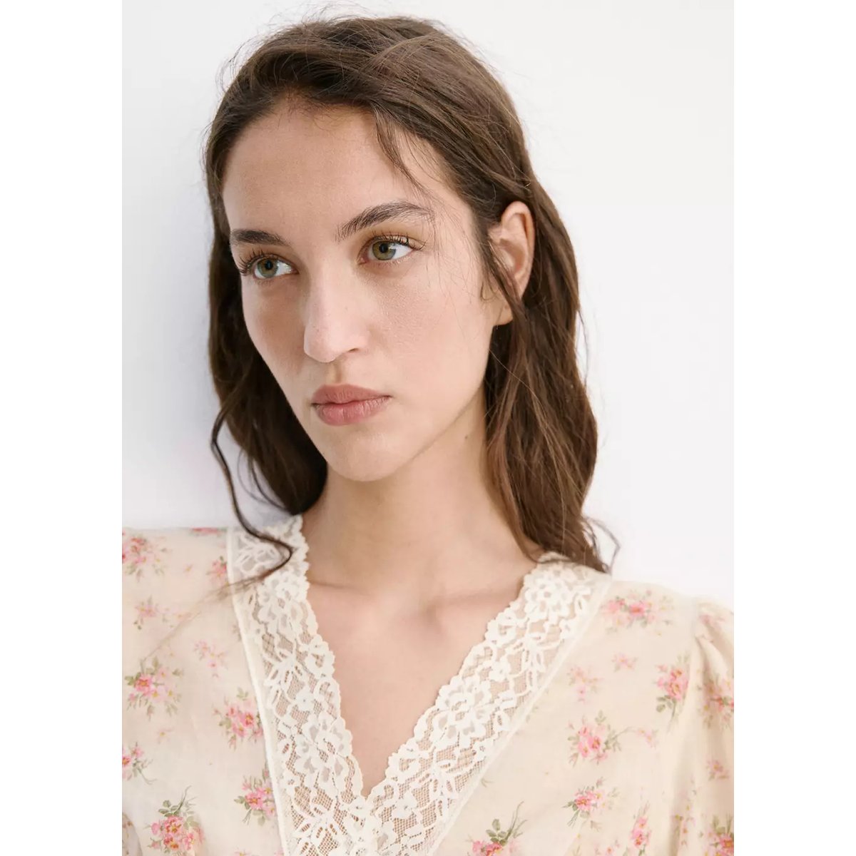Blouse dentelle fleurie rose, MANGO