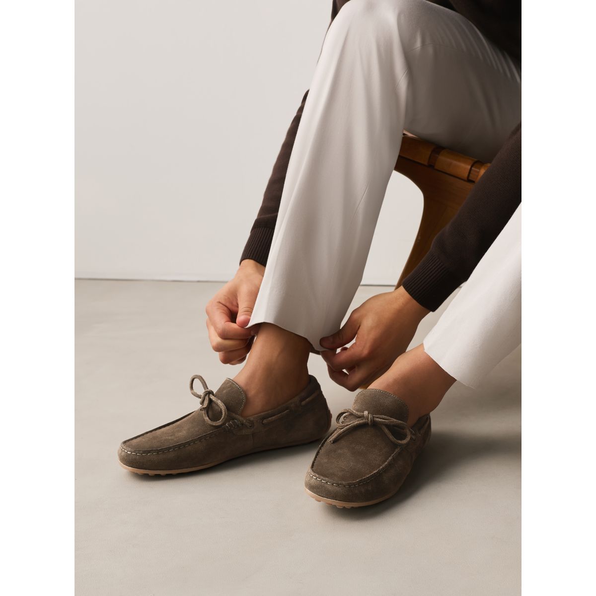 Chaussures en daim avec nœud sur le devant vert kaki, NEXT