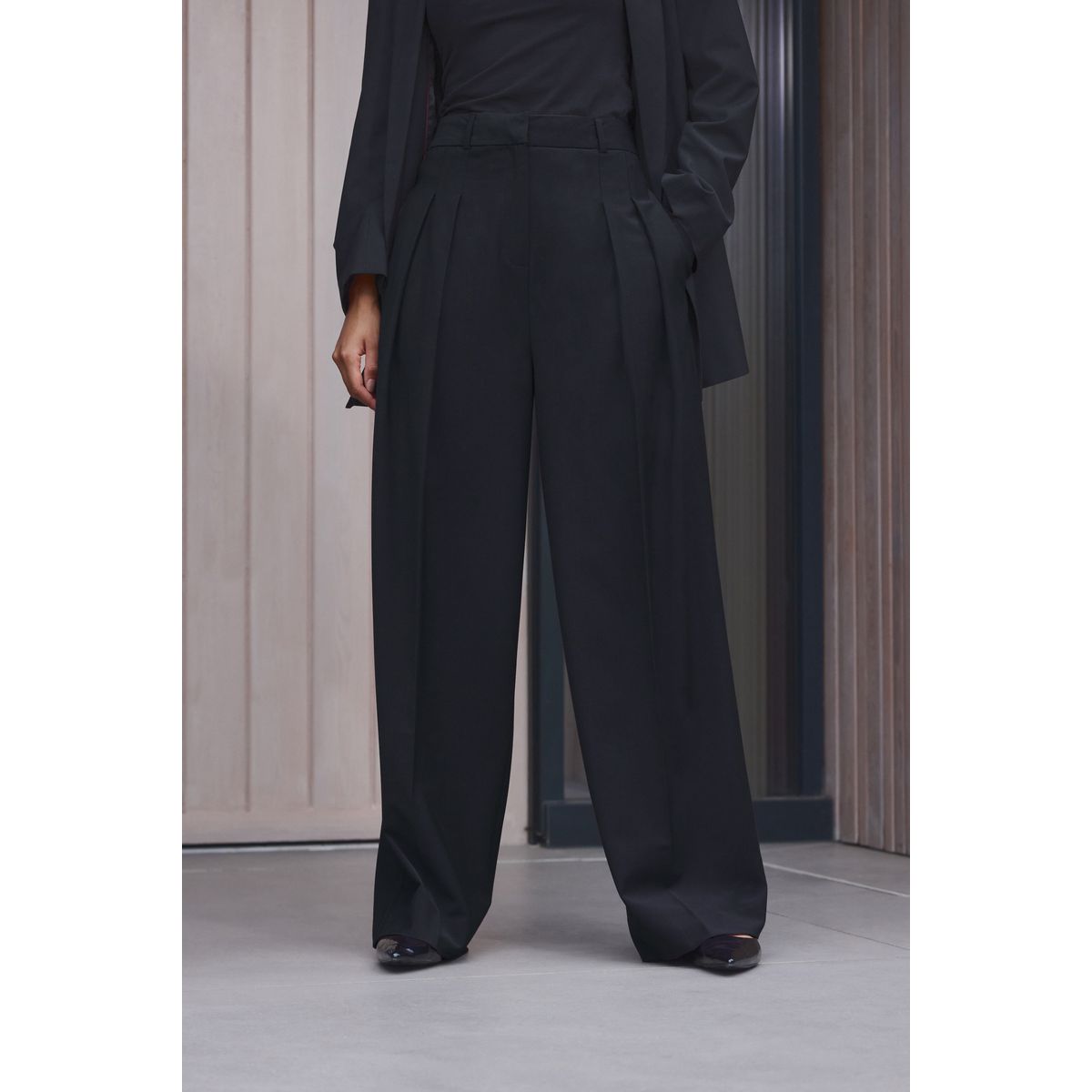 Pantalon droit haut de gamme noir, NEXT