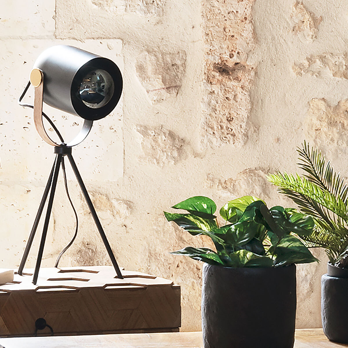 Lampe trépied projecteur orientable vintage BIL noir, ATMOSPHERA