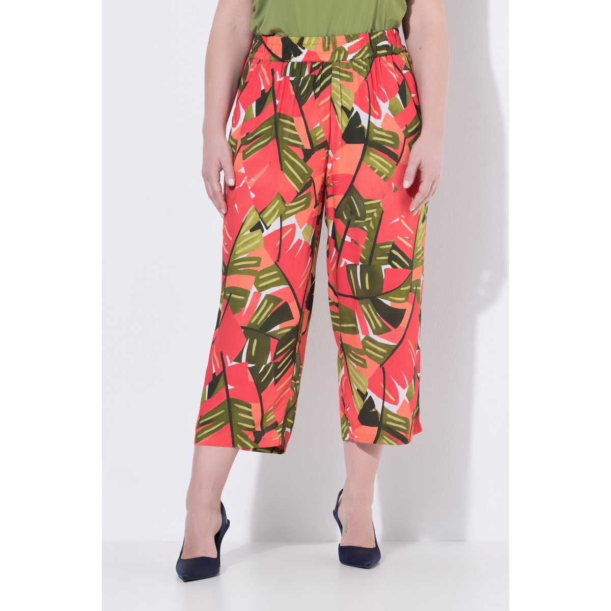 Pantacourt, palmiers, jambe large rose vif, ULLA POPKEN